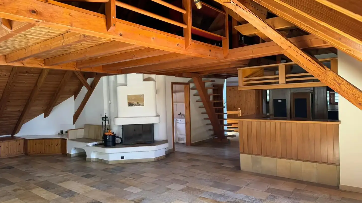 Attique à louer - Pfarrhausstrasse 9, 8344 Bäretswil