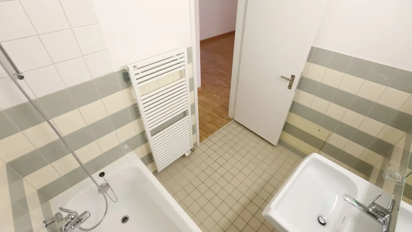 Wohnung mieten - Altrheinweg 100, 4057 Basel