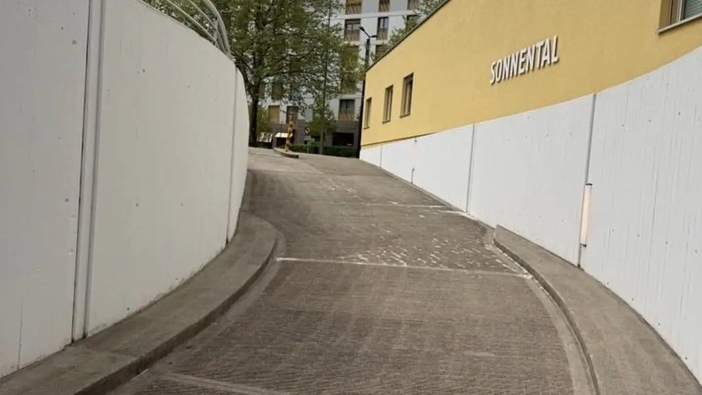 Parcheggio sotterraneo in affitto - Zürichstrasse 94, 8600 Dübendorf - Foto 3