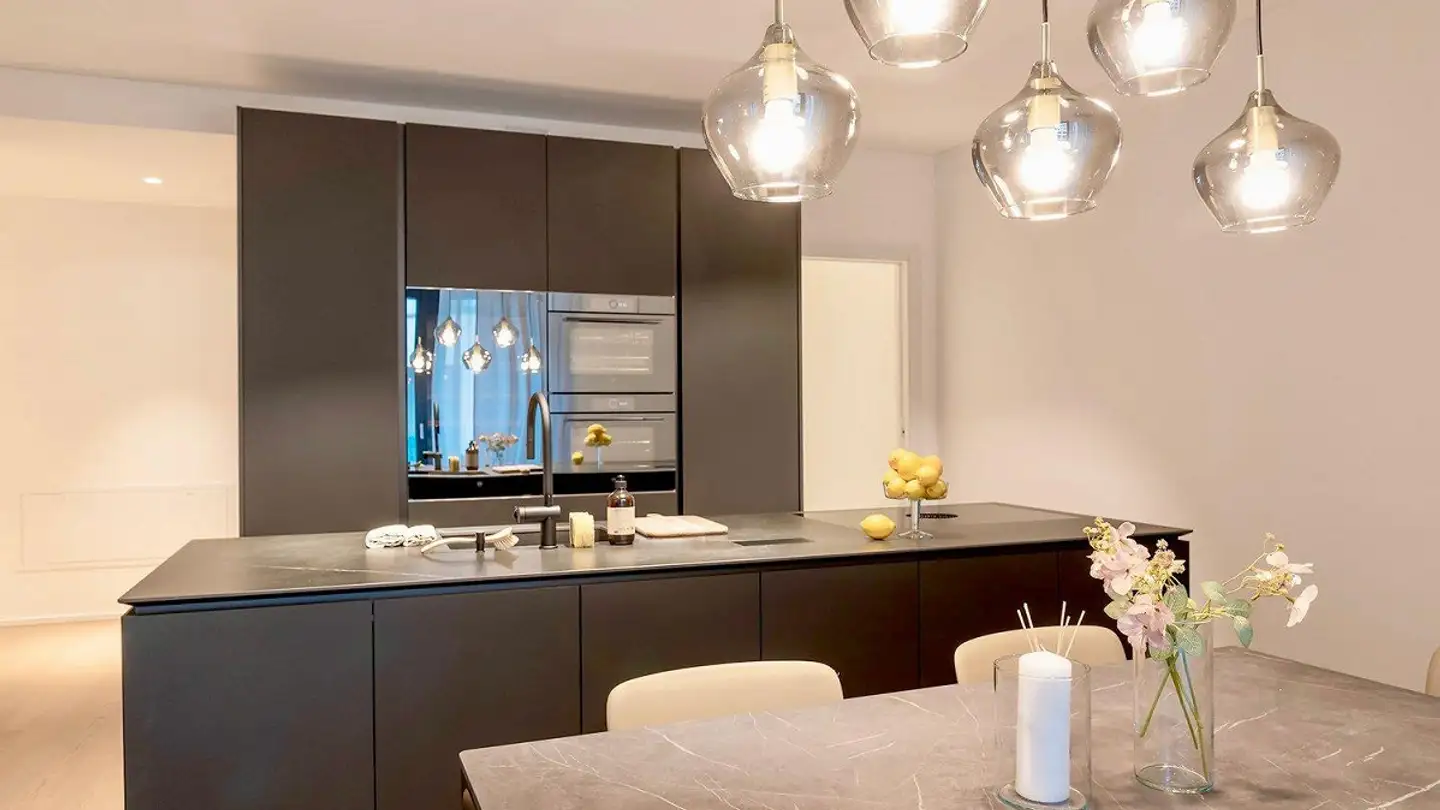 Appartement à louer - Riva Paradiso 18, 6900 Paradiso - Photo 2