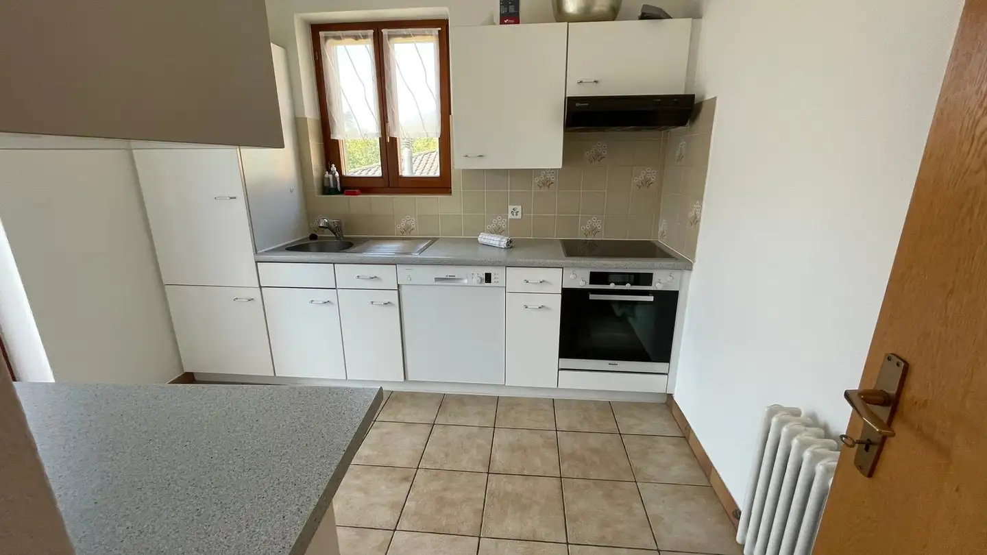 Furnished apartment for rent - 6600 Locarno