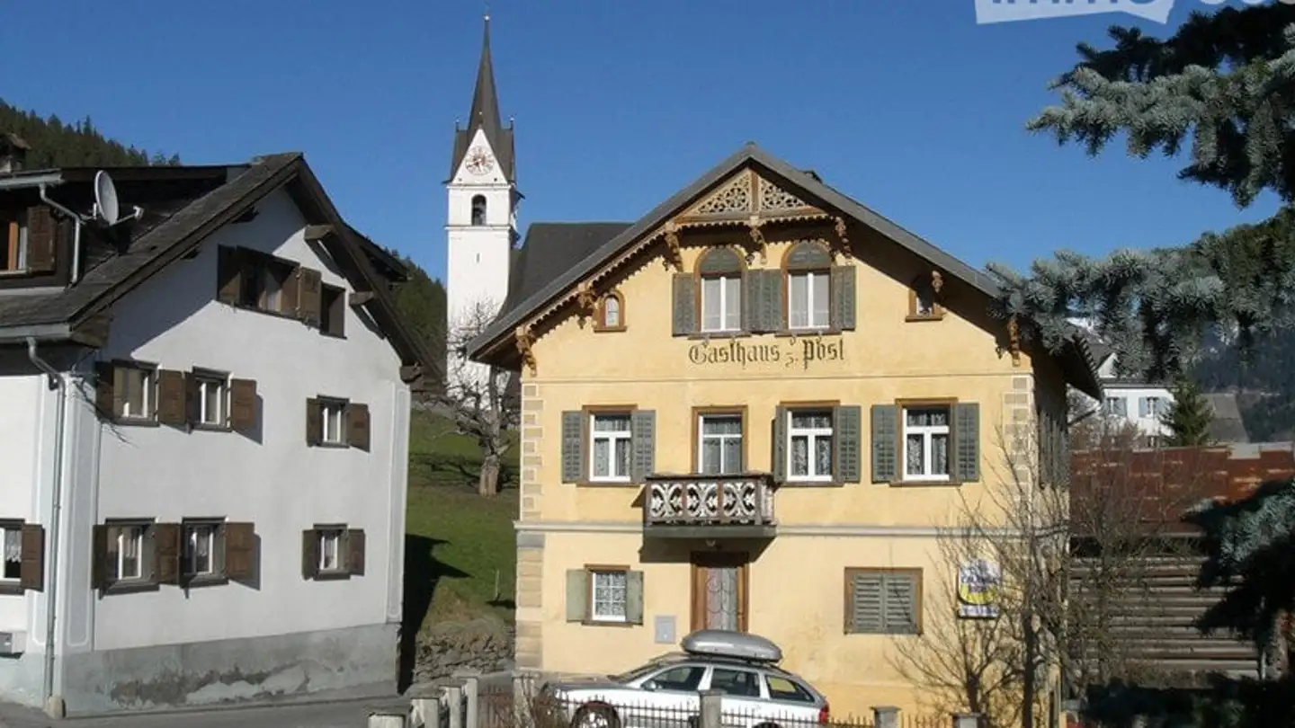 Appartement à louer - Via Veglia 2, 7151 Schluein