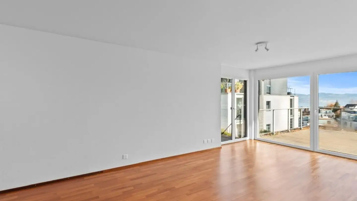 Stepped apartment for rent - Mülitobelweg, 8805 Richterswil - Photo 4