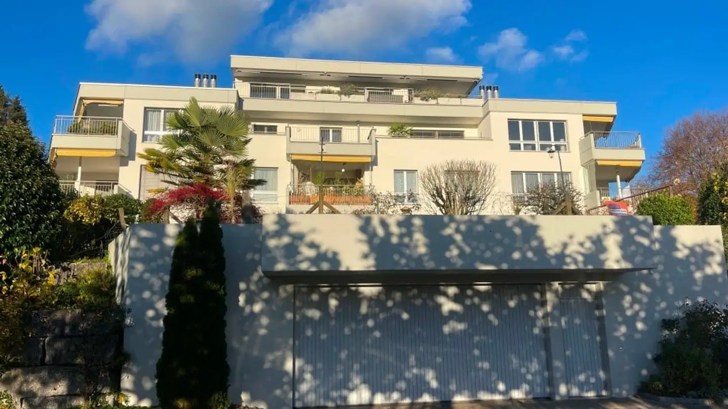 Appartement à louer - Forbüelstrasse 1, 8707 Uetikon am See