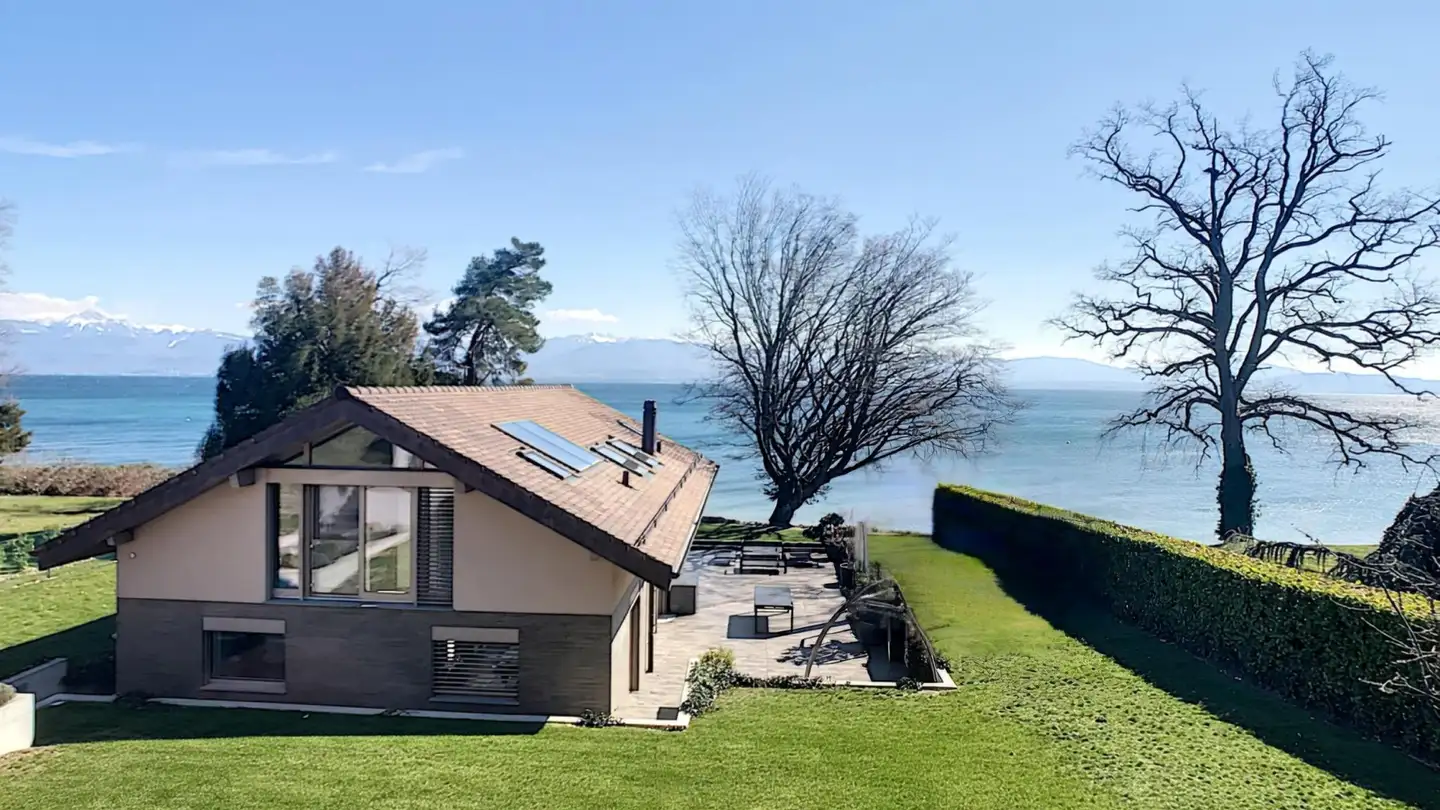 Single house for rent - 1164 Buchillon