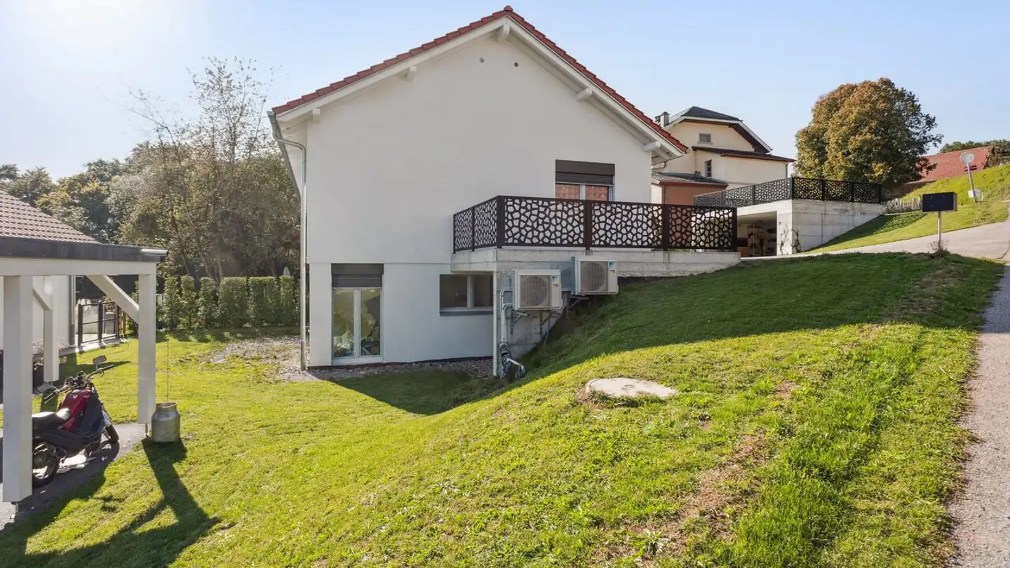 Single house for sale - 1609 St-Martin FR - Photo 2