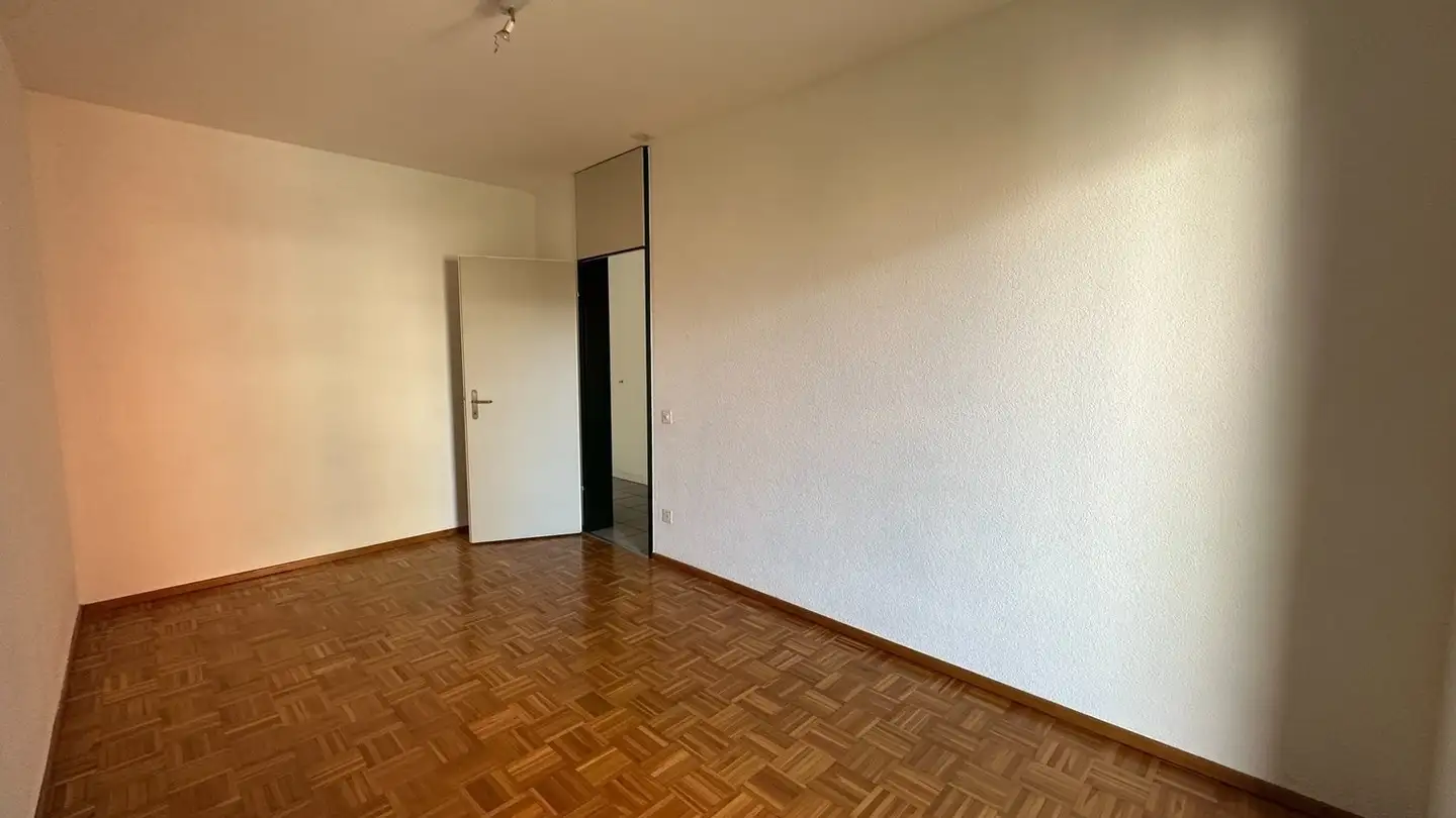 Apartment for rent - Via Cassarinetta, 6900 Lugano - Photo 4