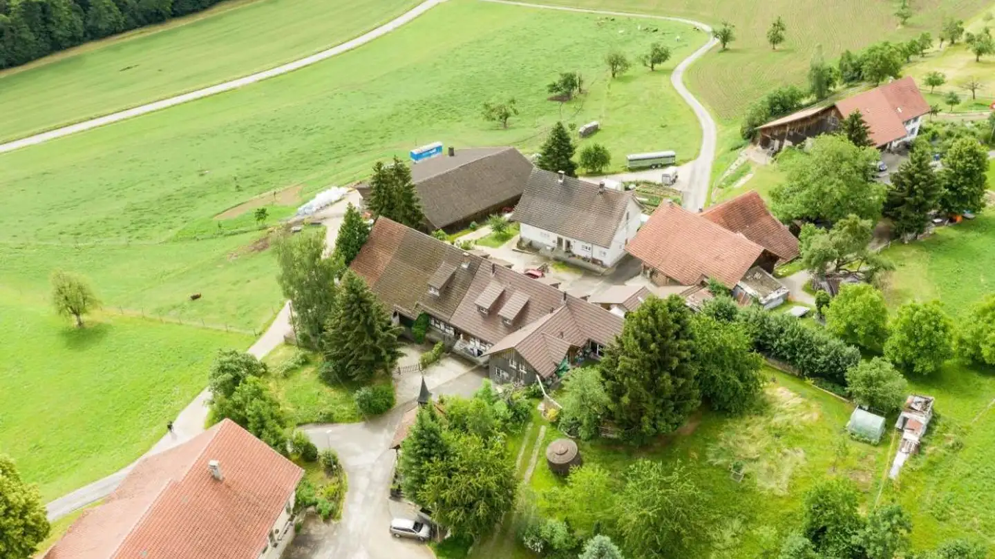 Farm for sale - 5426 Lengnau AG