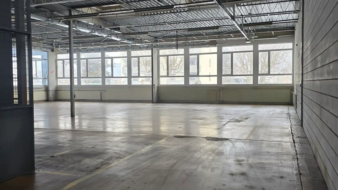 Shop for rent - Route De La Communance 26, 2800 Delémont