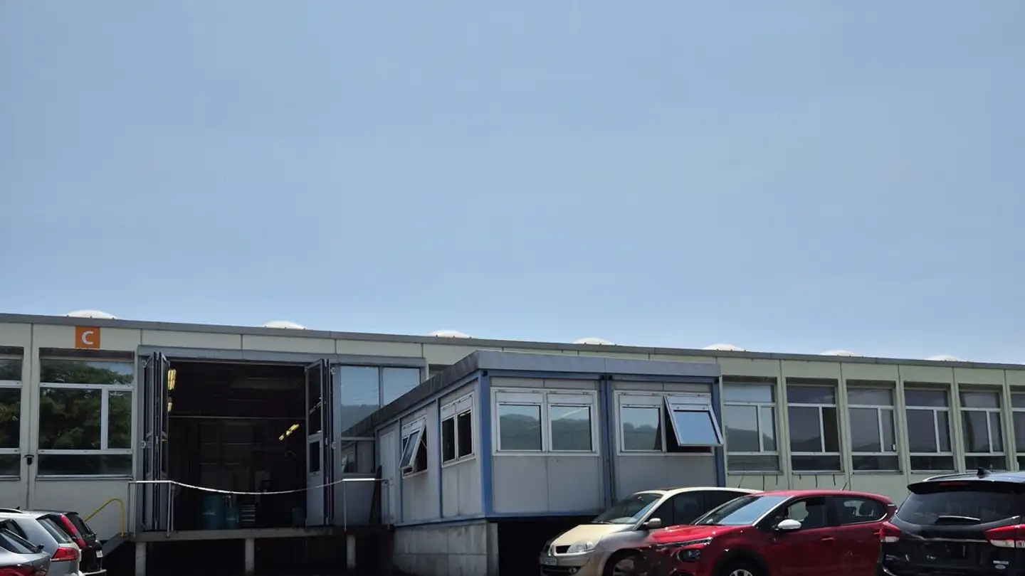 Shop for rent - Route De La Communance 26, 2800 Delémont - Photo 2