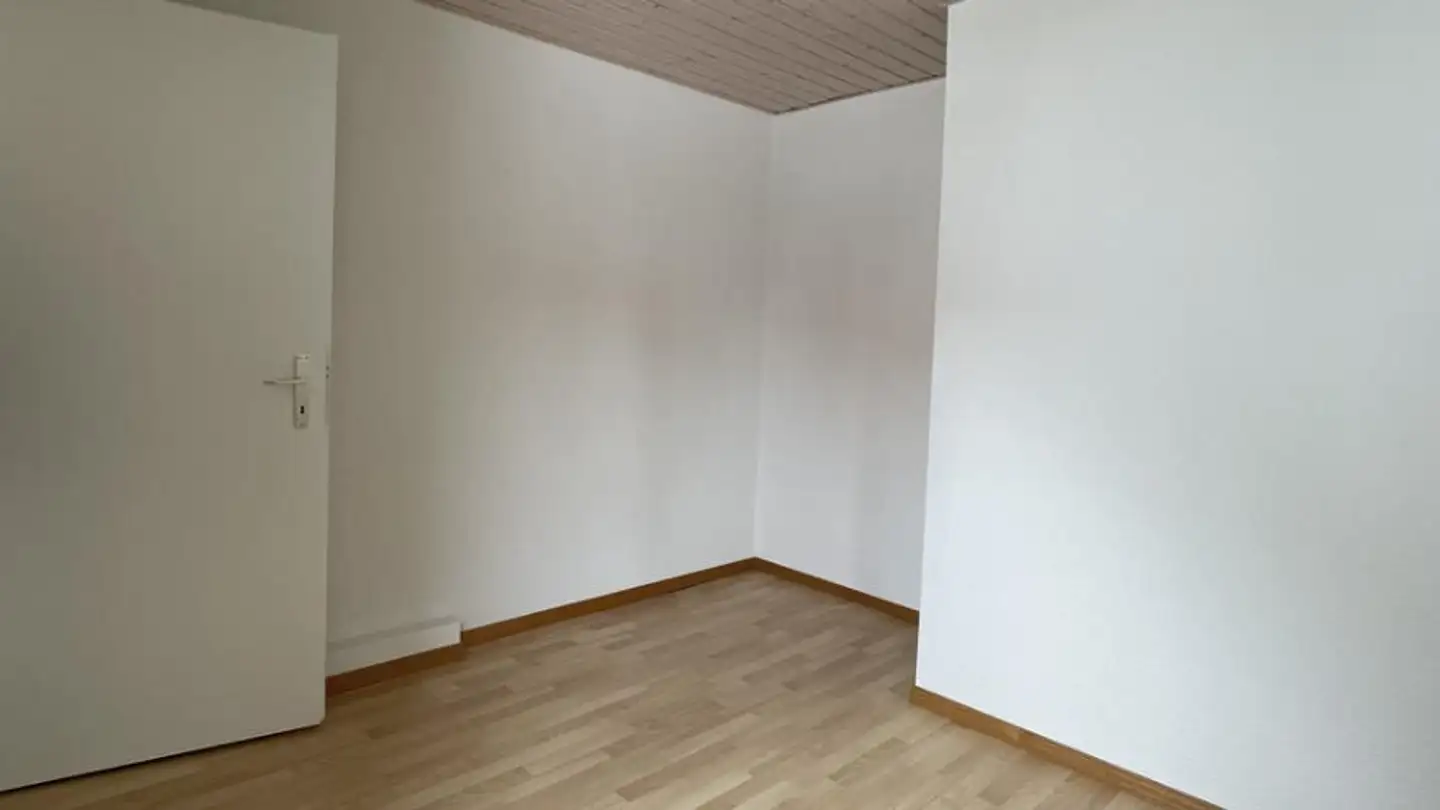 Apartment for rent - Rue Du Collège 27, 2300 La Chaux-de-Fonds - Photo 4
