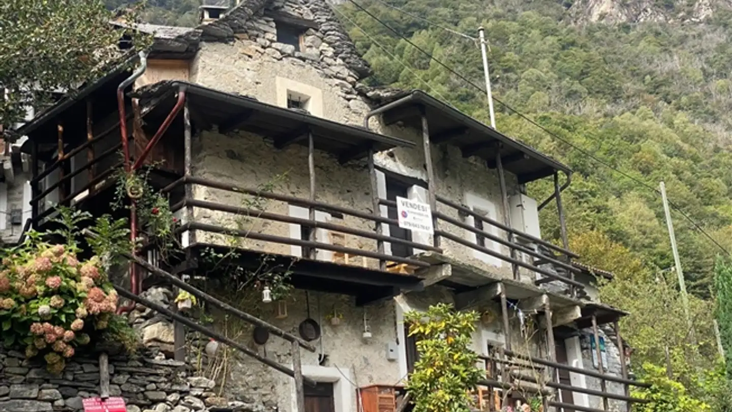 House for sale - 6631 Corippo