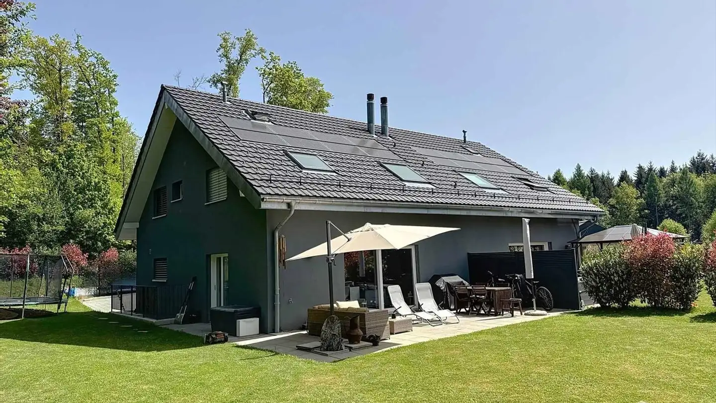 Semi-detached house for sale - 1073 Savigny