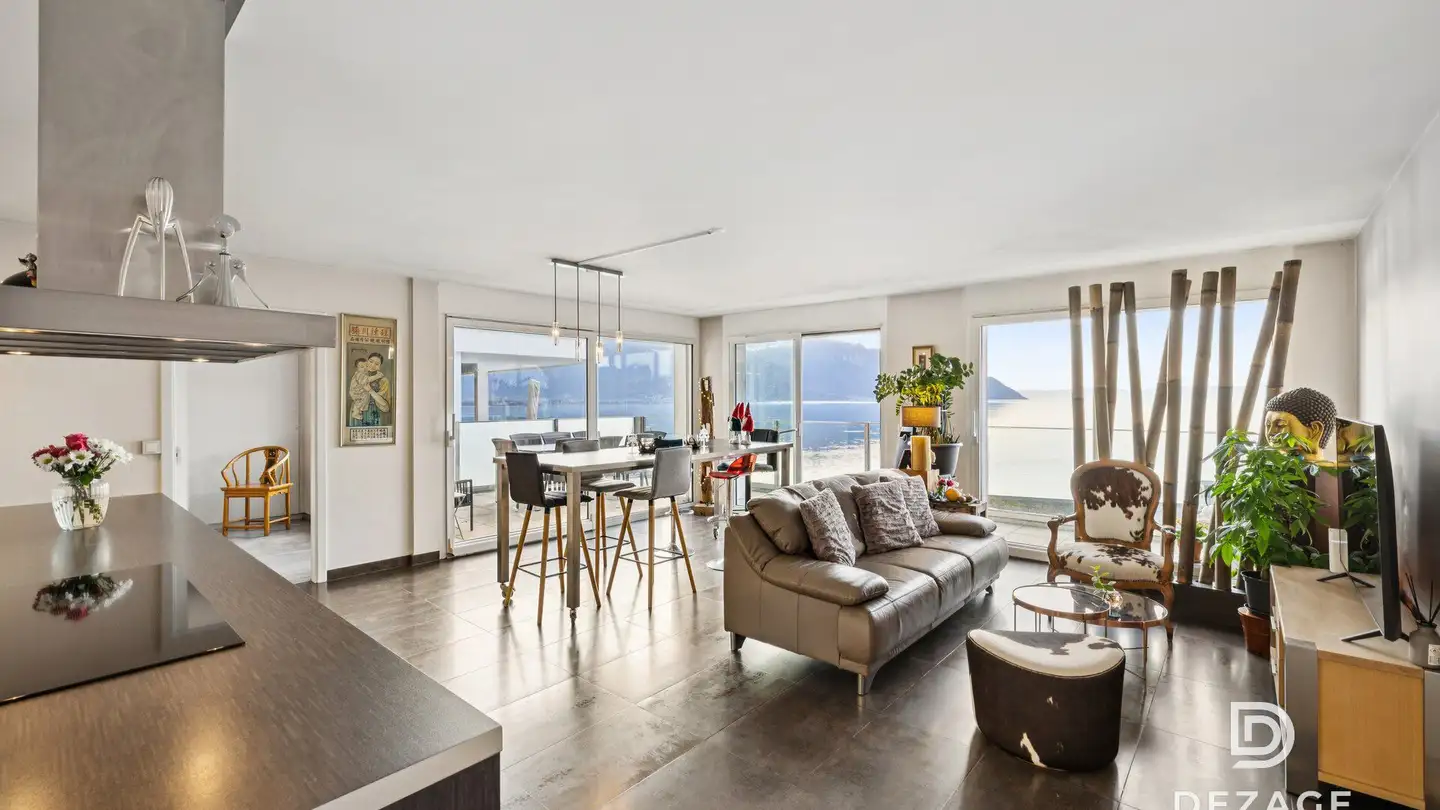 Appartamento in vendita - Avenue De Chillon, 1820 Veytaux