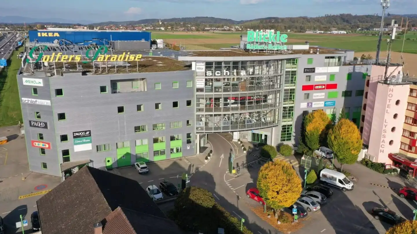 Commercial à louer - Bernstrasse 5, 3421 Lyssach
