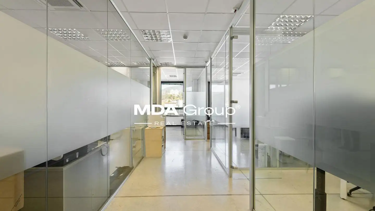 Bürofläche mieten - Via Cantonale, 6855 Stabio - Foto 3