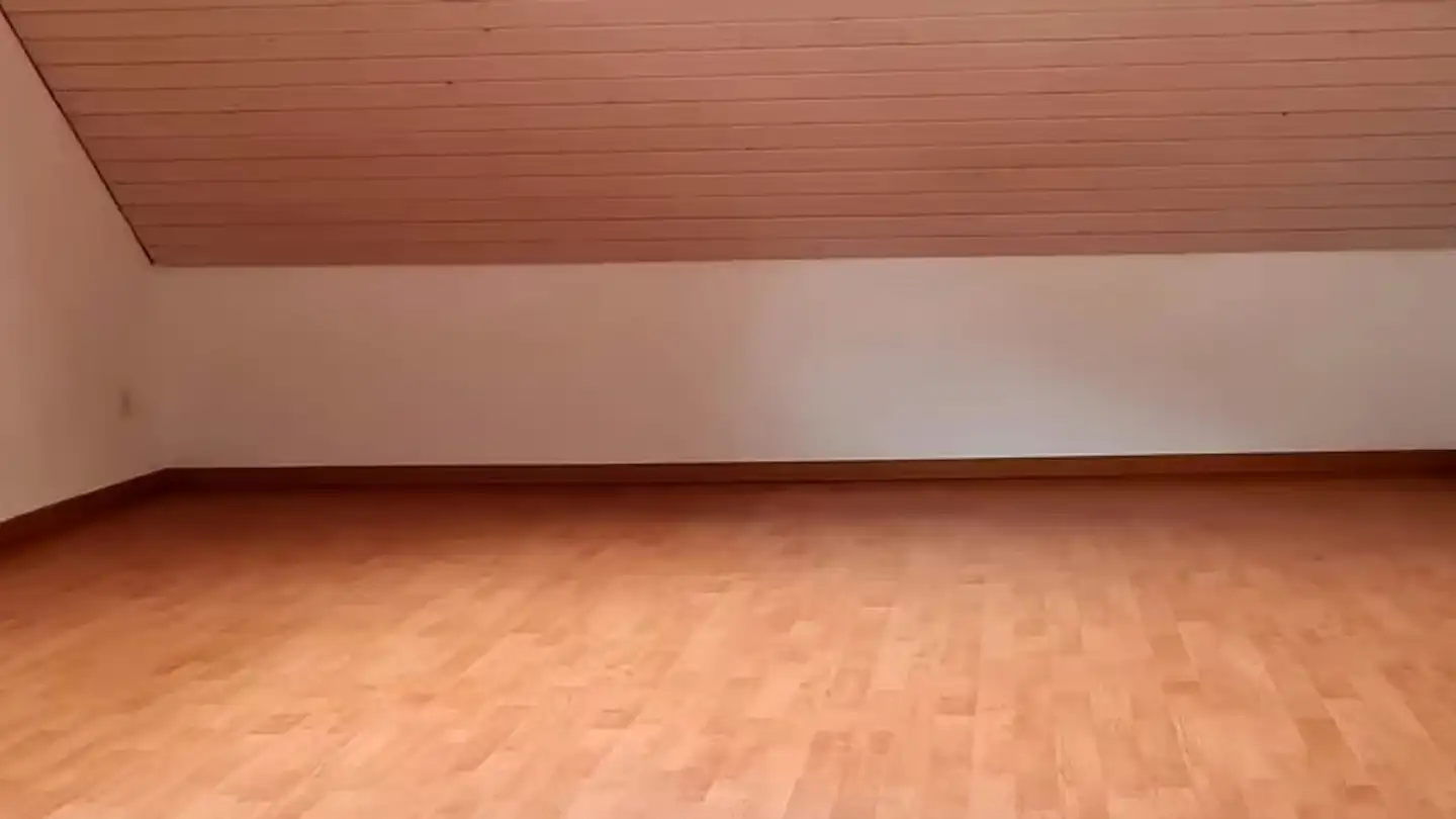 Dachgeschosswohnung mieten - Lützelflühstrasse 73, 3415 Rüegsauschachen