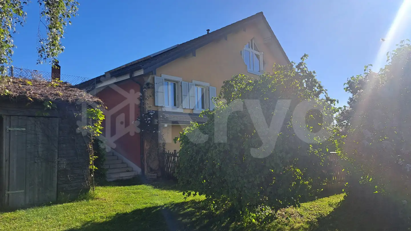 Maisonette mieten - Route De Cottens, 1115 Vullierens