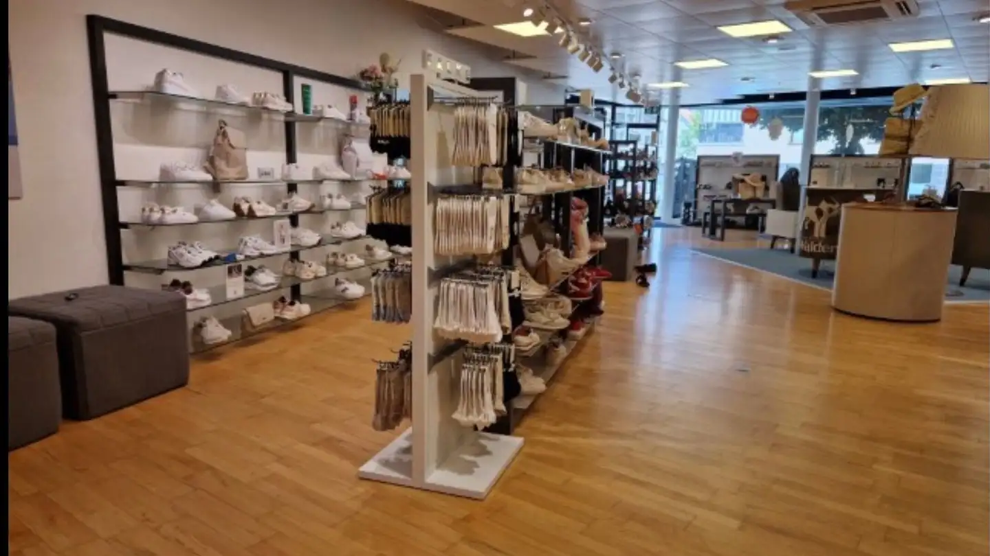 Negozio in affitto - Oberdorfstrasse 25, 8820 Wädenswil - Foto 4