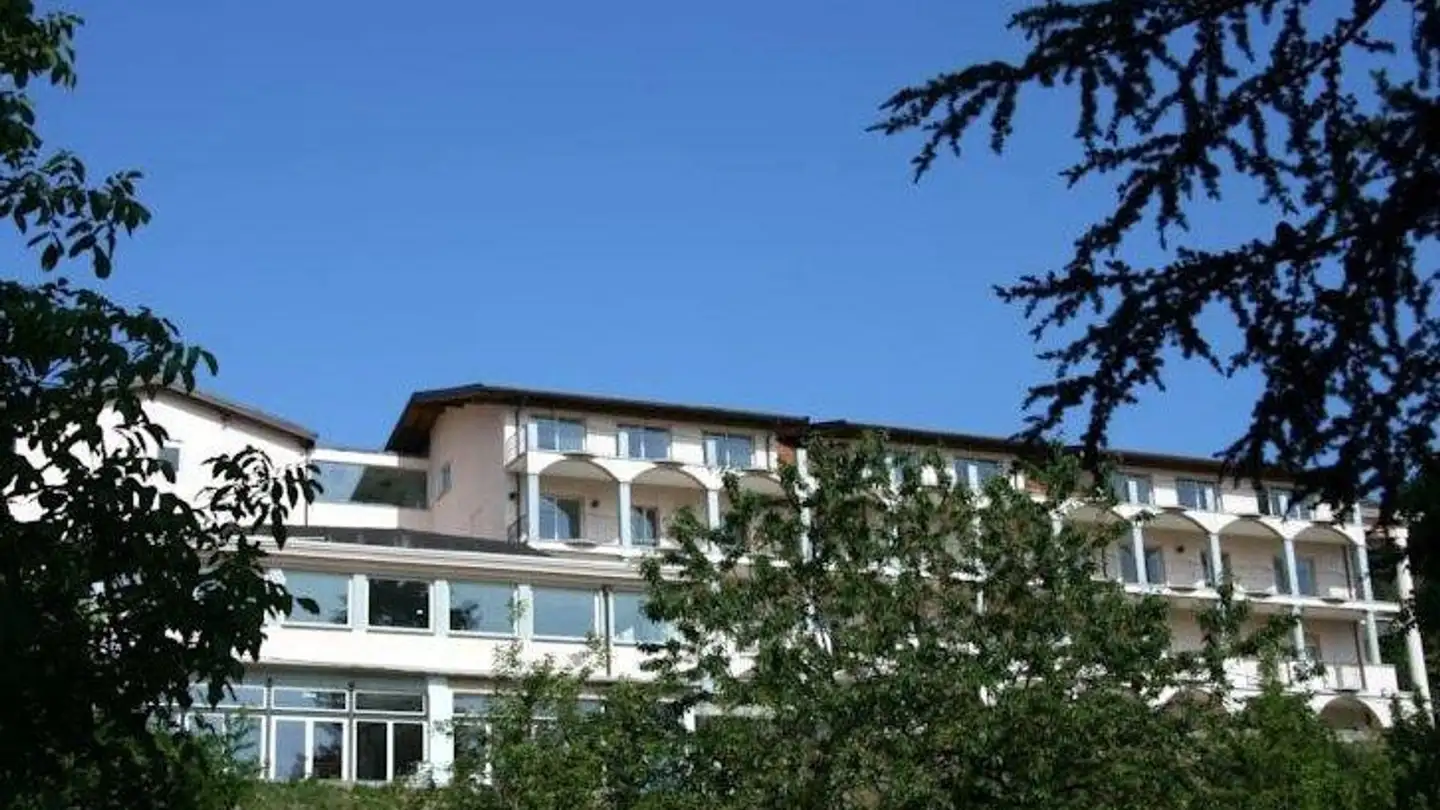 Hotel in vendita - 6816 Bissone