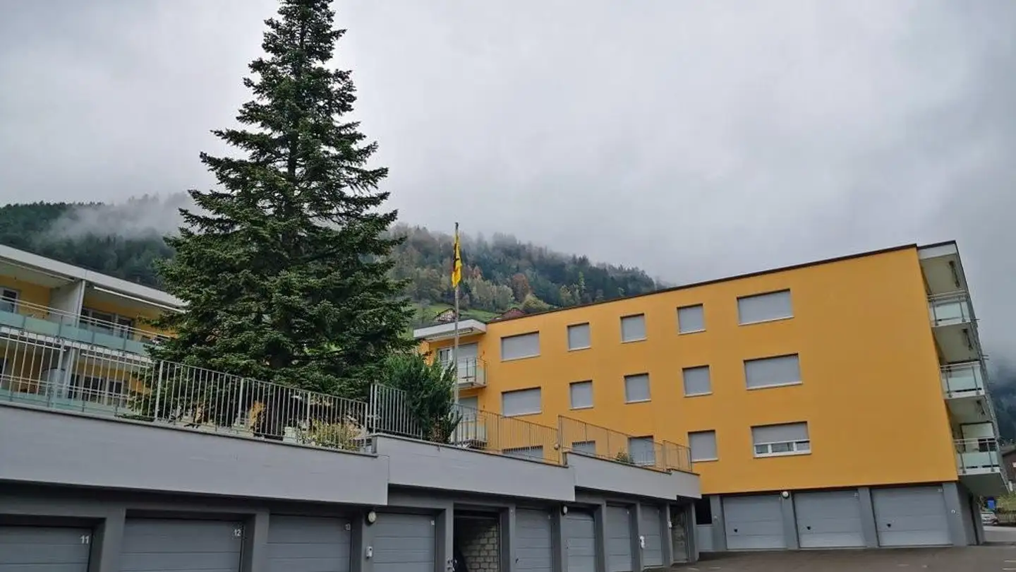 Garage individuel à louer - Hartolfingen 4, 6463 Bürglen UR
