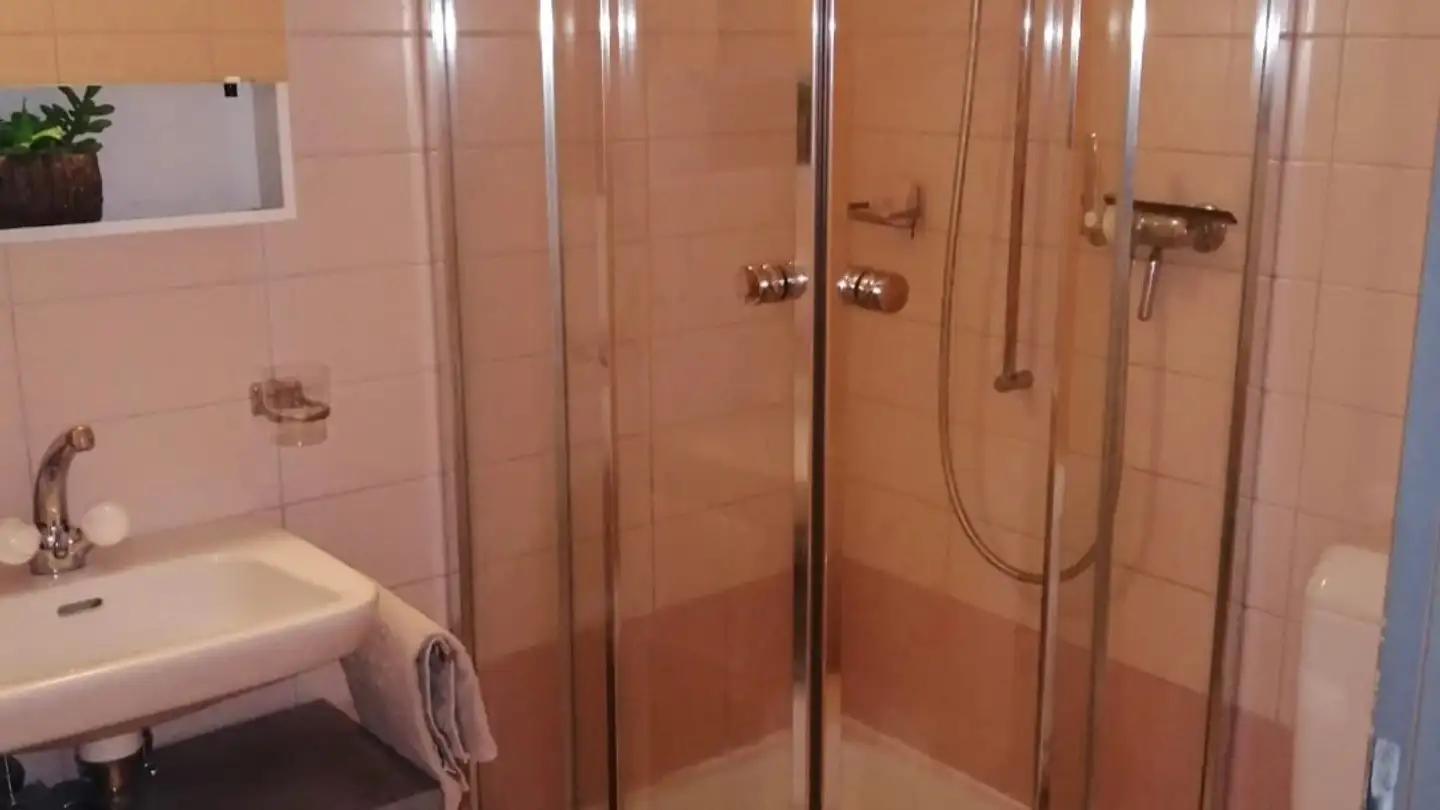 Appartamento in affitto - Via Retica, 6532 Castione - Foto 3