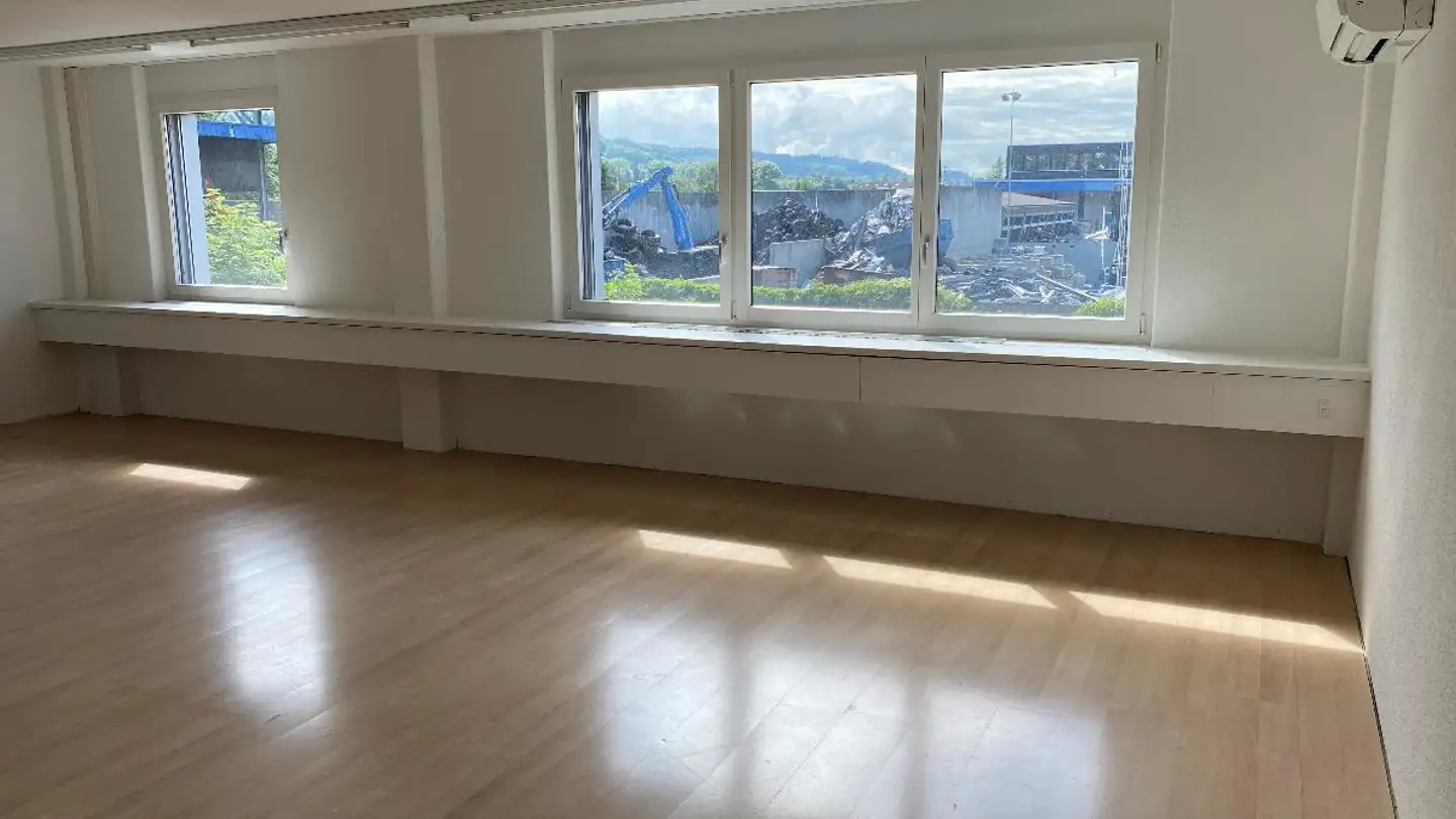 Bürofläche mieten - Stationsweg, 6232 Geuensee