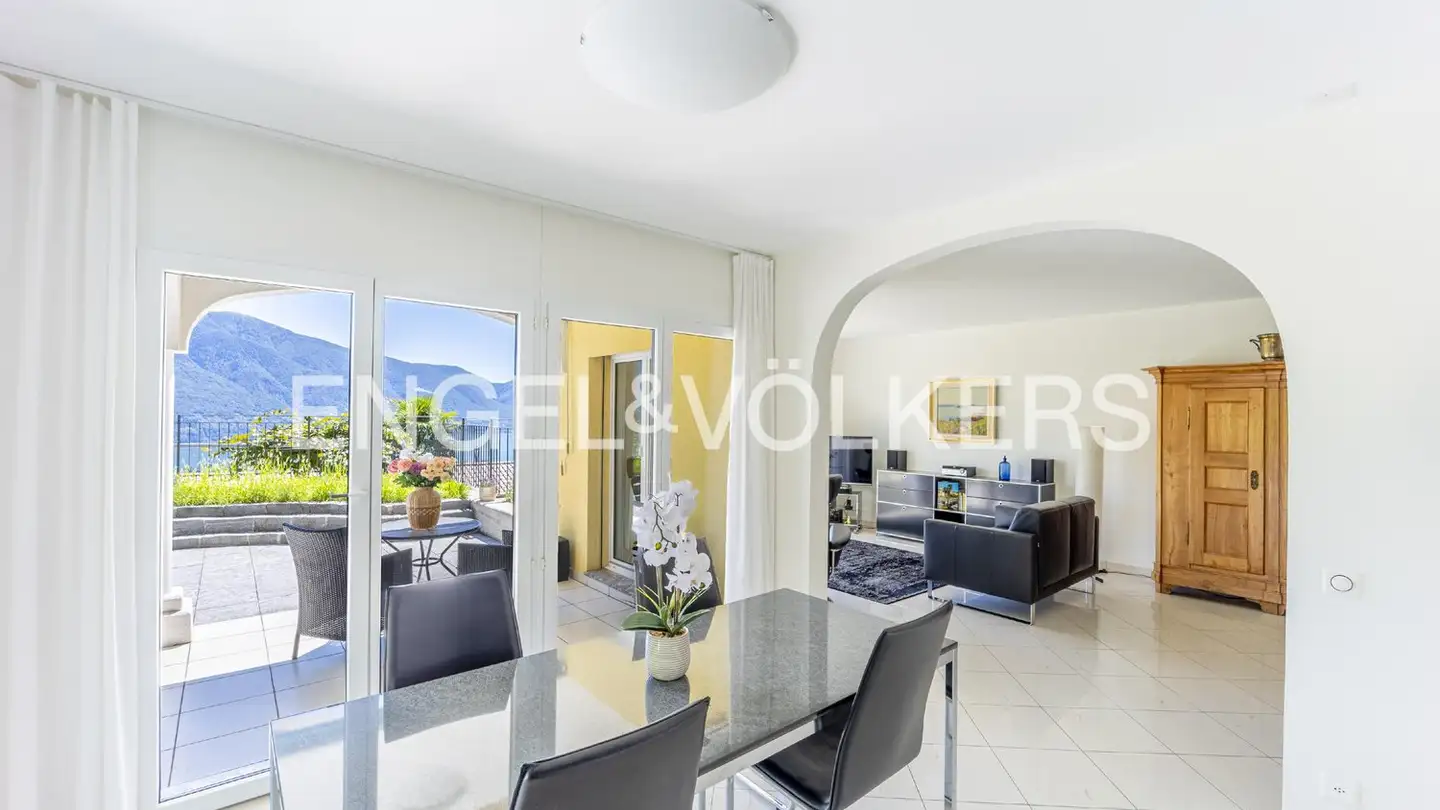 Semi-detached house for sale - 6605 Locarno - Photo 4