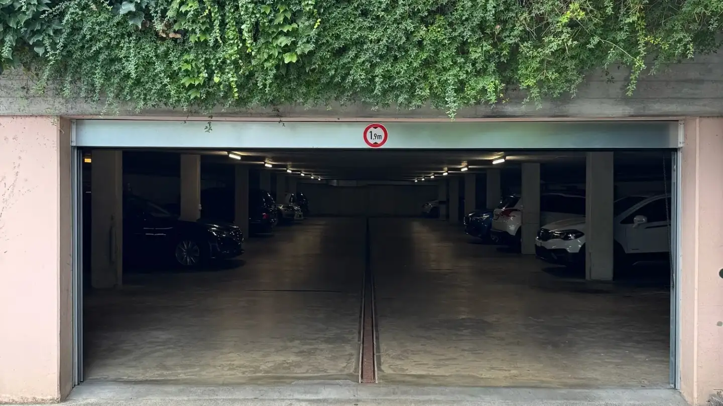 Tiefgaragenstellplatz mieten - Remisbergstrasse 66, 8280 Kreuzlingen