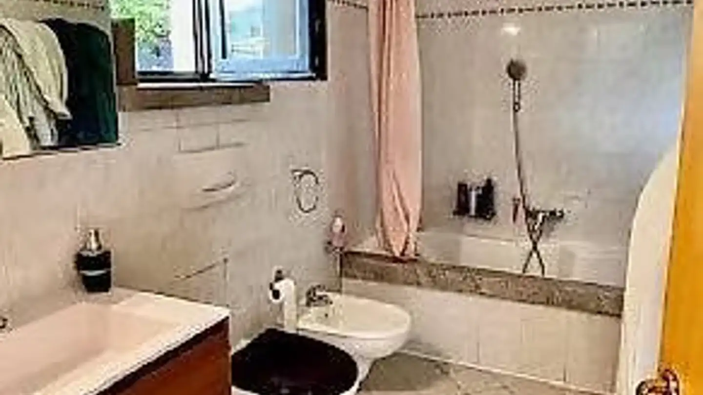 Wohnung mieten - 6500 Bellinzona - Foto 2