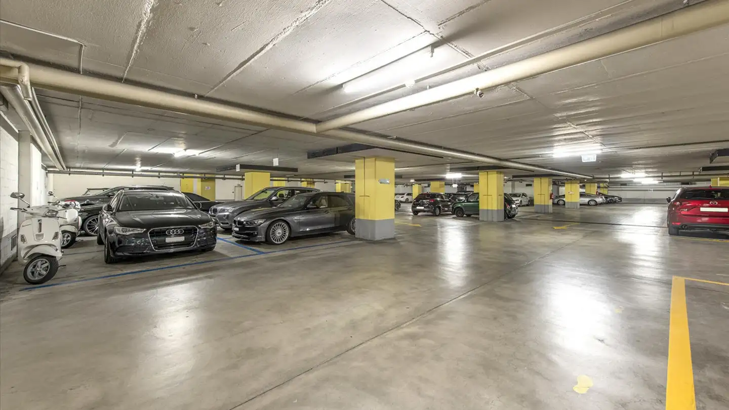 Place de parking souterraine à louer - Herostrasse 9, 8048 Zürich - Photo 3