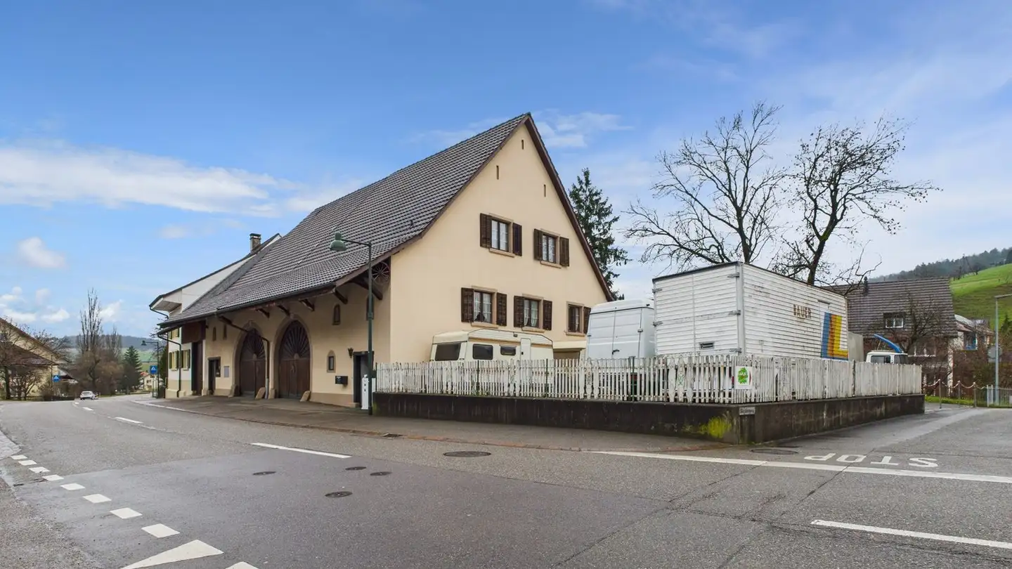Bauernhof kaufen - Hauptstrasse 32, 4457 Diegten