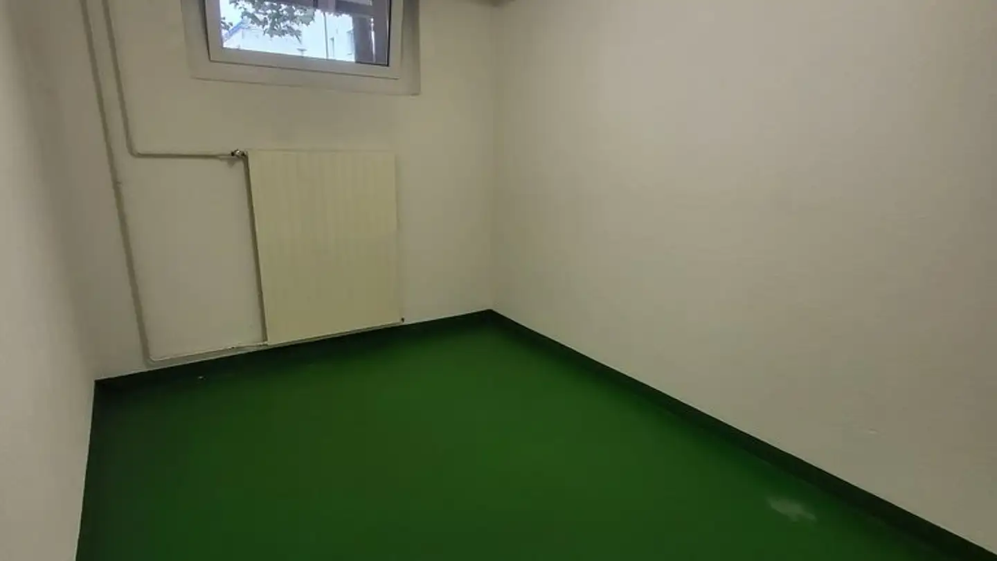 Commercial à louer - Bifangstrasse 1, 4153 Reinach BL