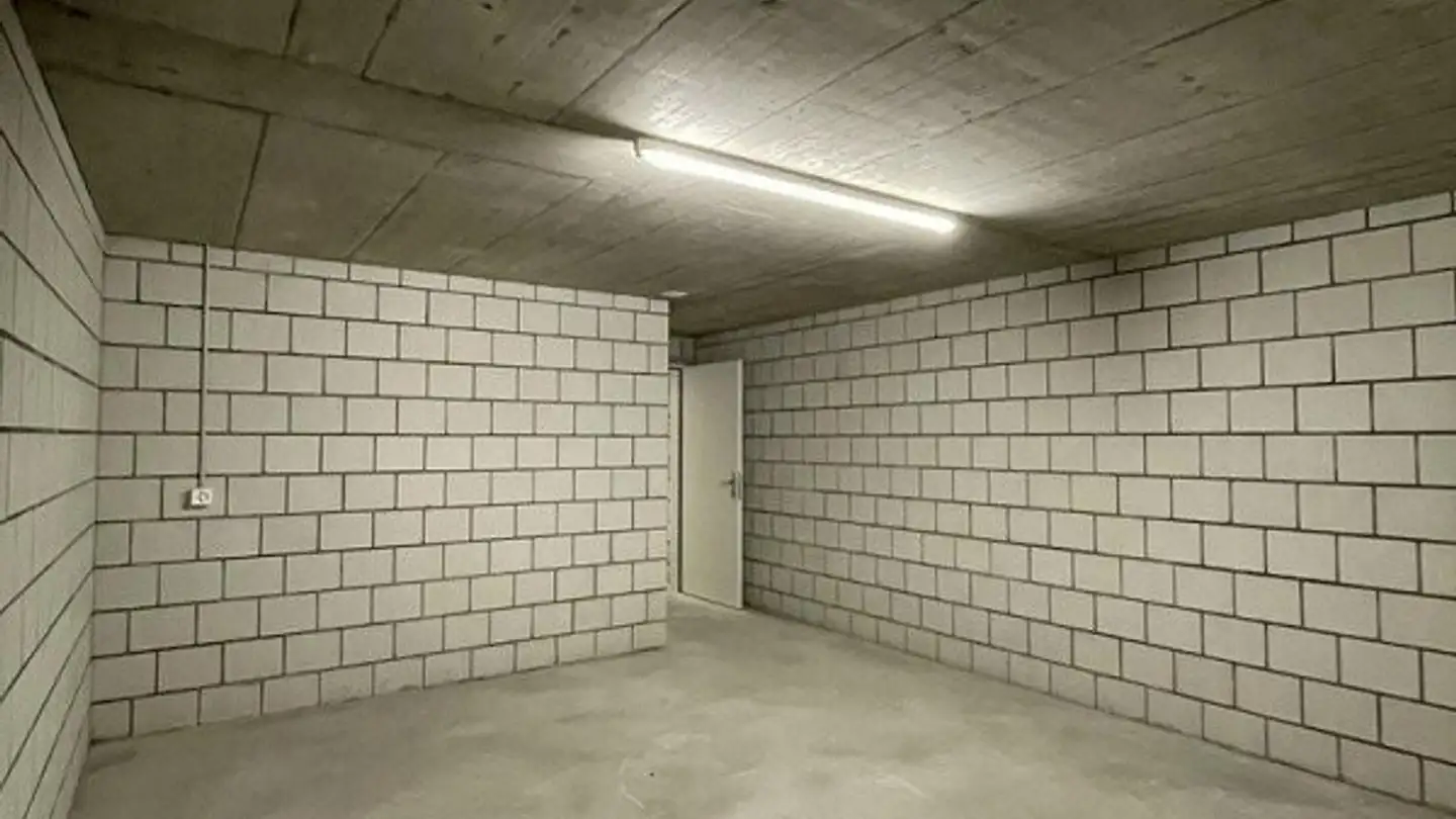 Workshop for rent - Grabenstrasse 39, 2557 Studen BE