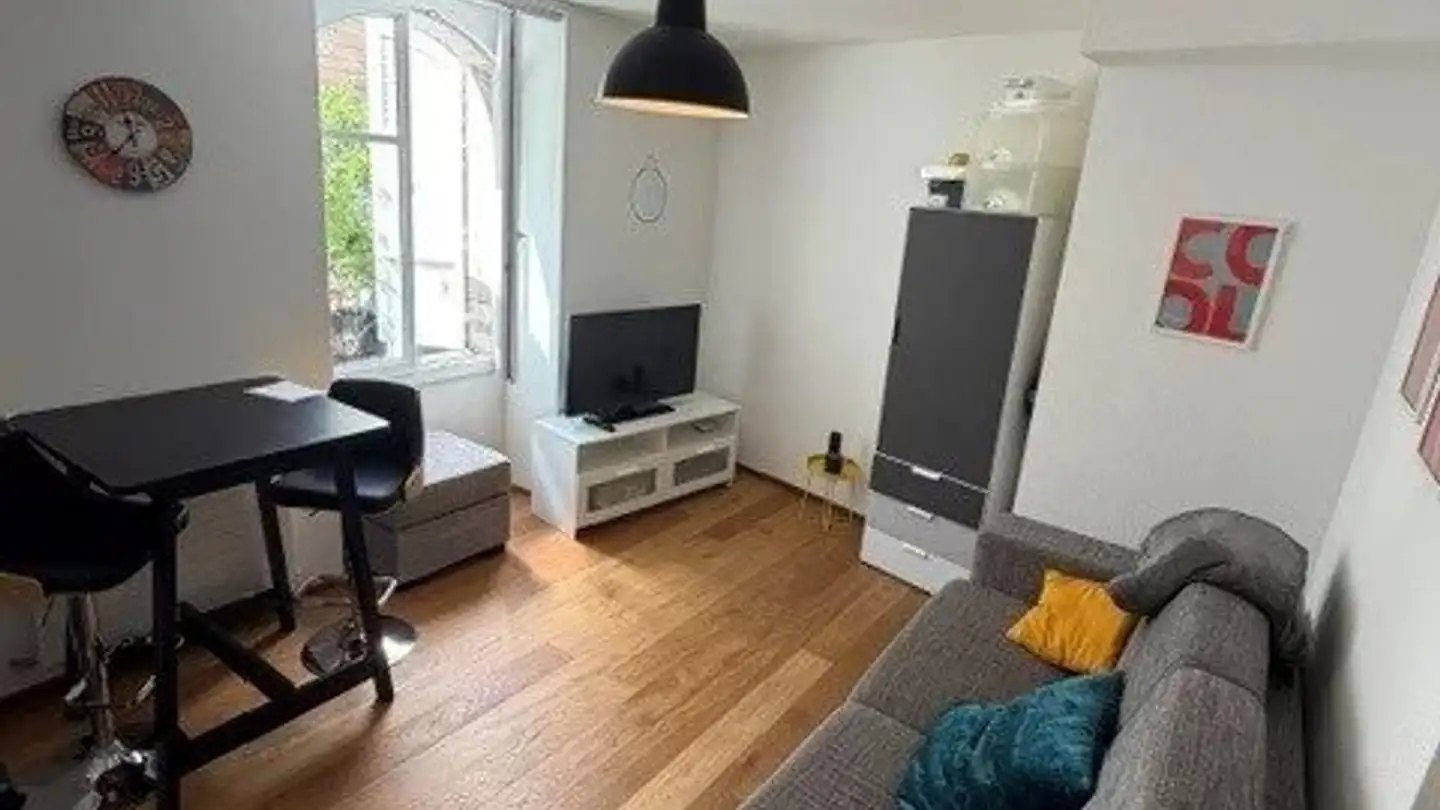 Apartment for rent - Rue Jean-Louis-De-Bons 1, 1006 Lausanne - Photo 2