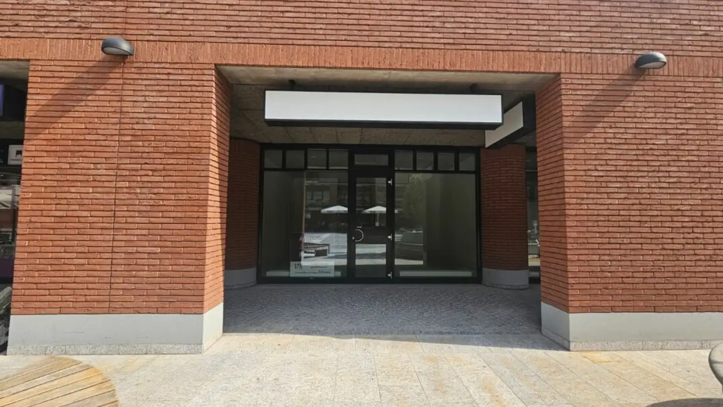Negozio in affitto - Via Luigi Lavizzari 2, 6850 Mendrisio