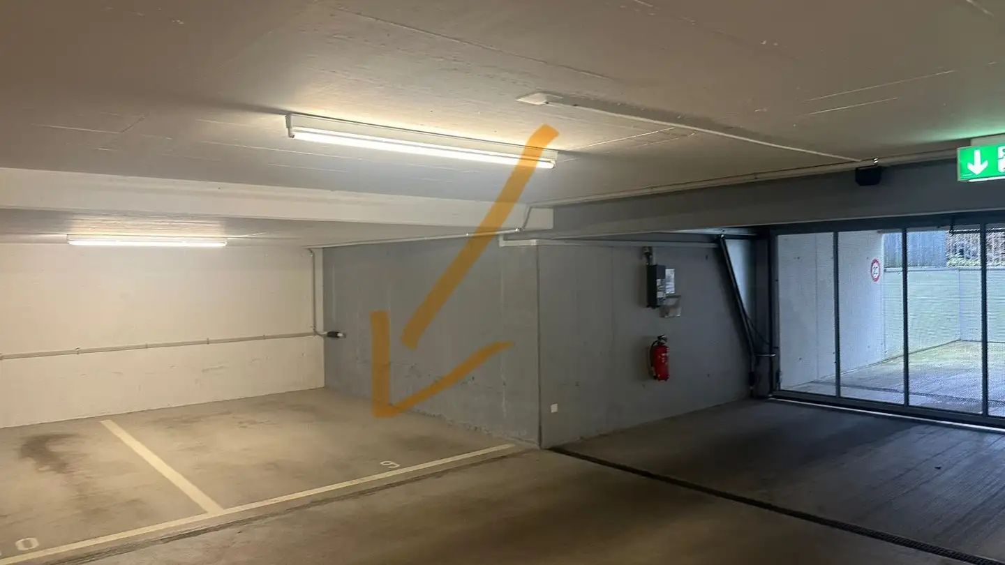 Tiefgaragenstellplatz mieten - Loretorain 3, 6300 Zug