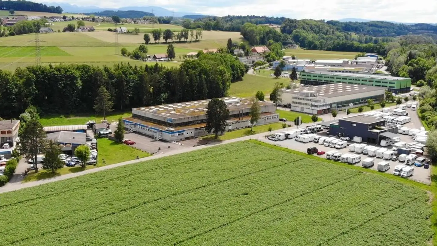 Immeuble industriel à vendre - Industriestrasse, 3178 Bösingen