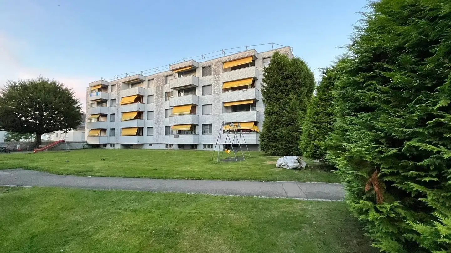 Appartement à louer - Im Grund 1b, 9244 Niederuzwil