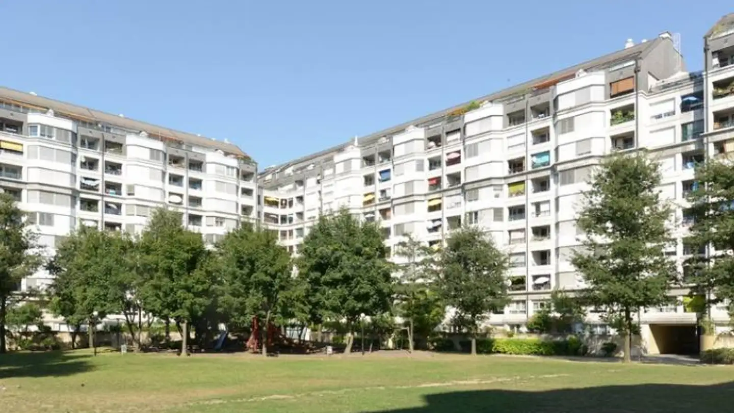Single garage for rent - Promenade De L' Europe 39, 1203 Genève