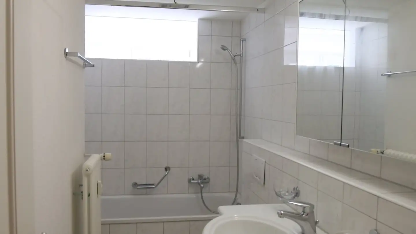 Wohnung mieten - Emil Frey-Strasse 153, 4142 Münchenstein - Foto 4