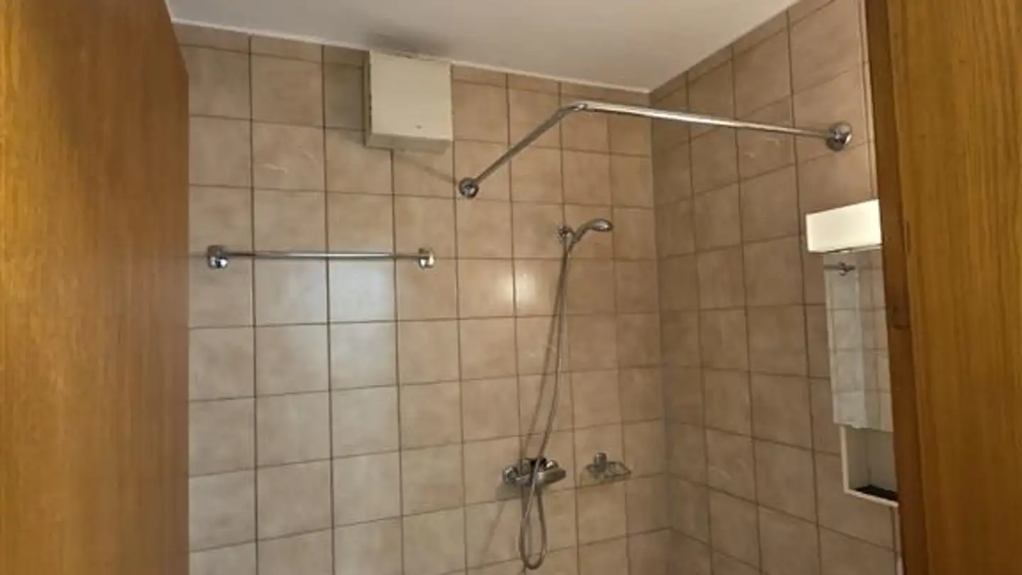 Studio for rent - Avenue De La Gare, 1870 Monthey - Photo 4