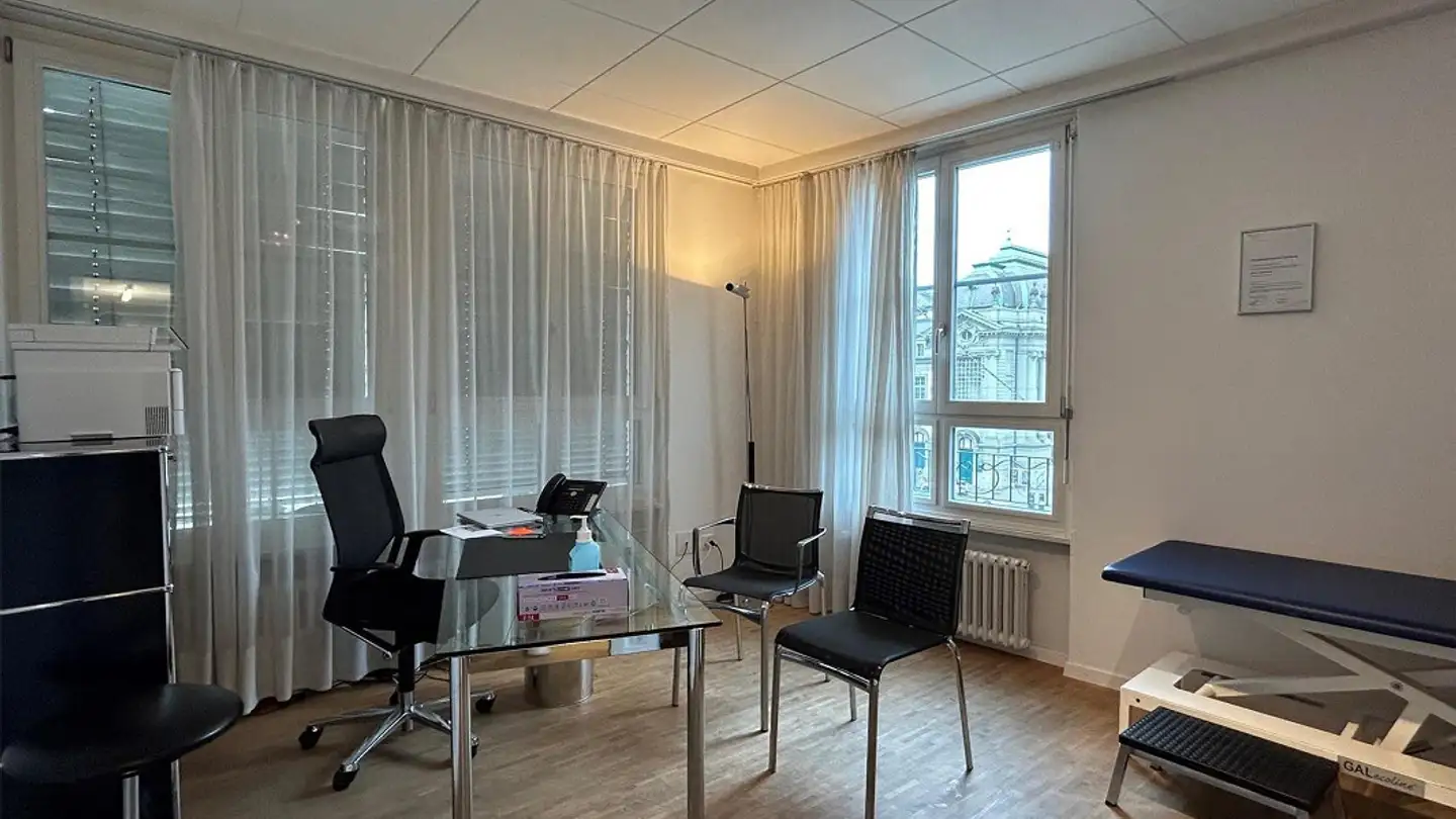 Arztpraxis mieten - Kornhausplatz 11, 3011 Bern - Foto 2