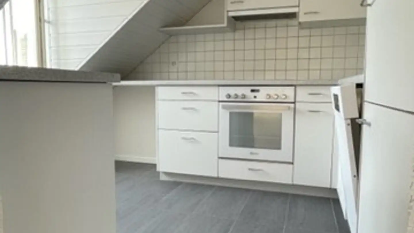 Attic flat for rent - Reckholderstrasse 44, 4222 Zwingen - Photo 4