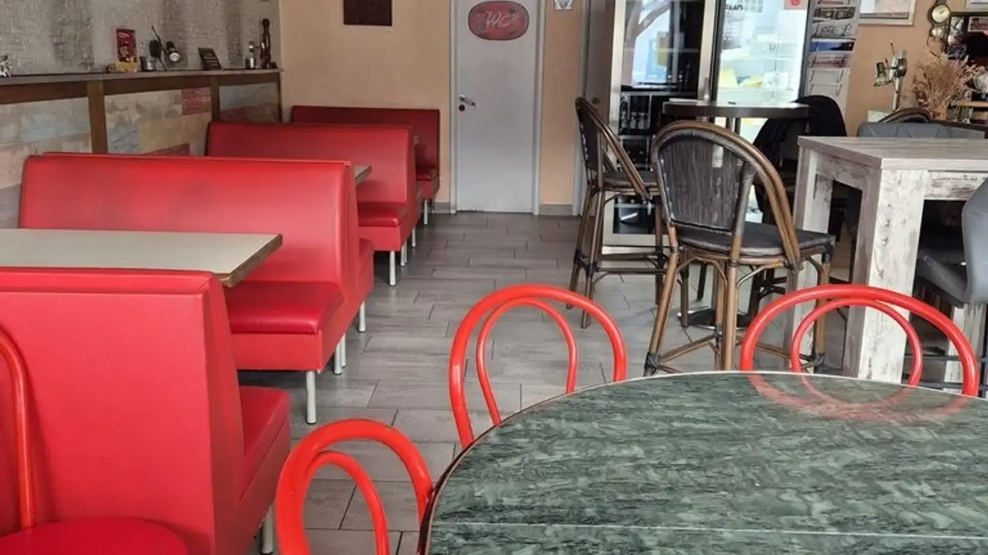 Commercial for rent - Avenue De La Gare 11, 1964 Conthey - Photo 3