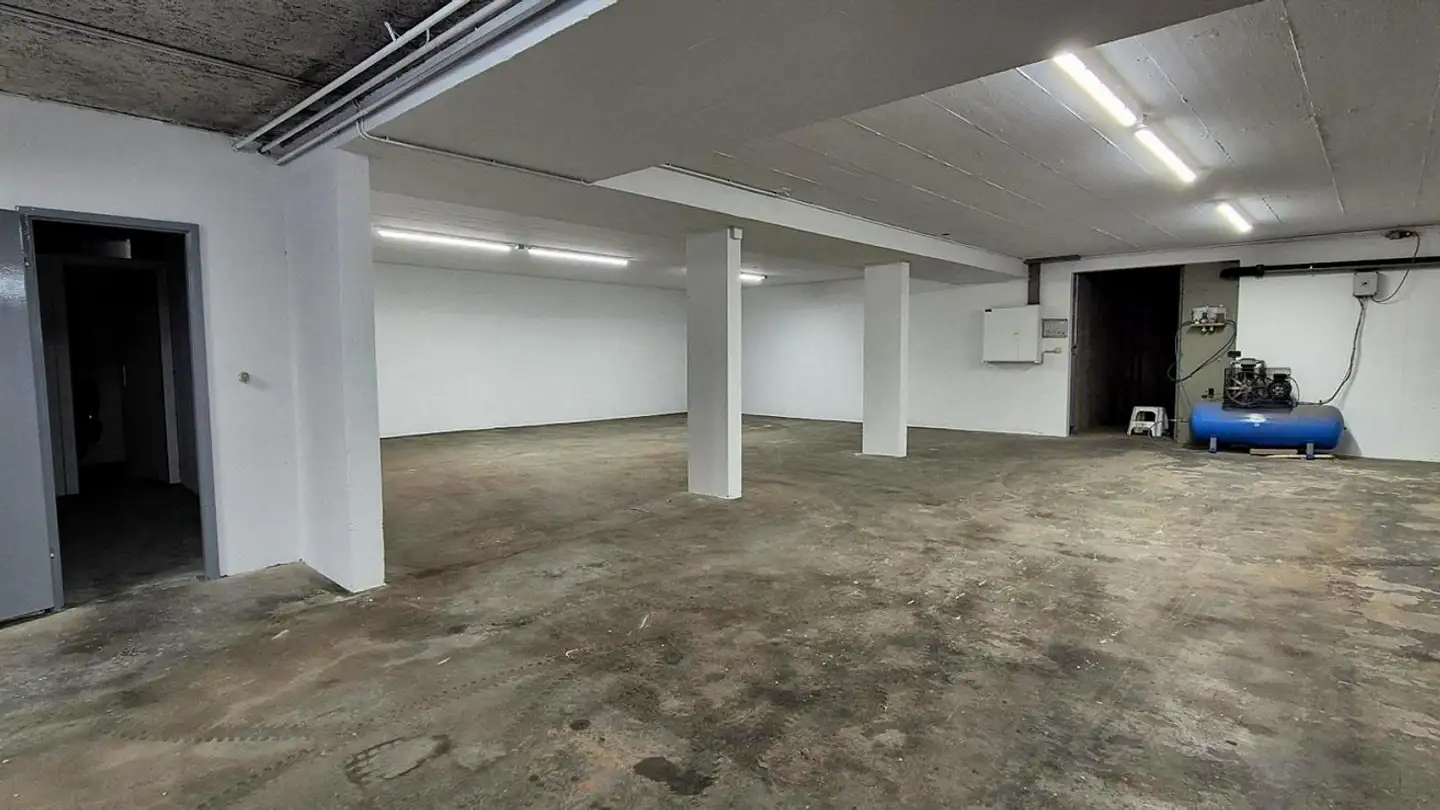 Commerciale in affitto - Sankt Georgenstrasse, 9011 St. Gallen - Photo 2