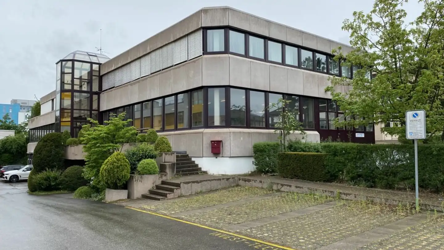 Commercial à vendre - 8105 Regensdorf