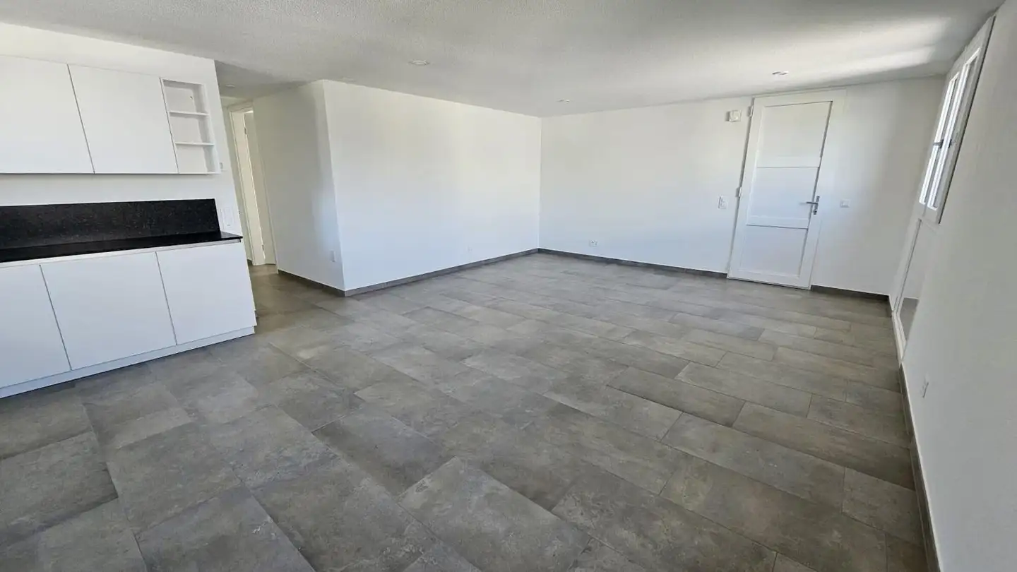 Apartment for rent - 2853 Courfaivre - Photo 4