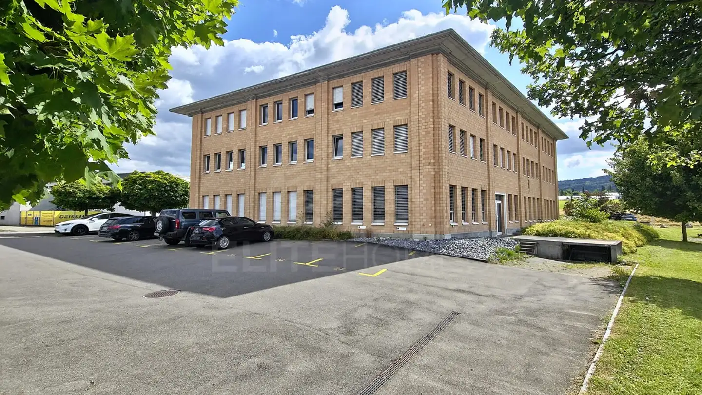 Kaufhaus kaufen - 5610 Wohlen AG