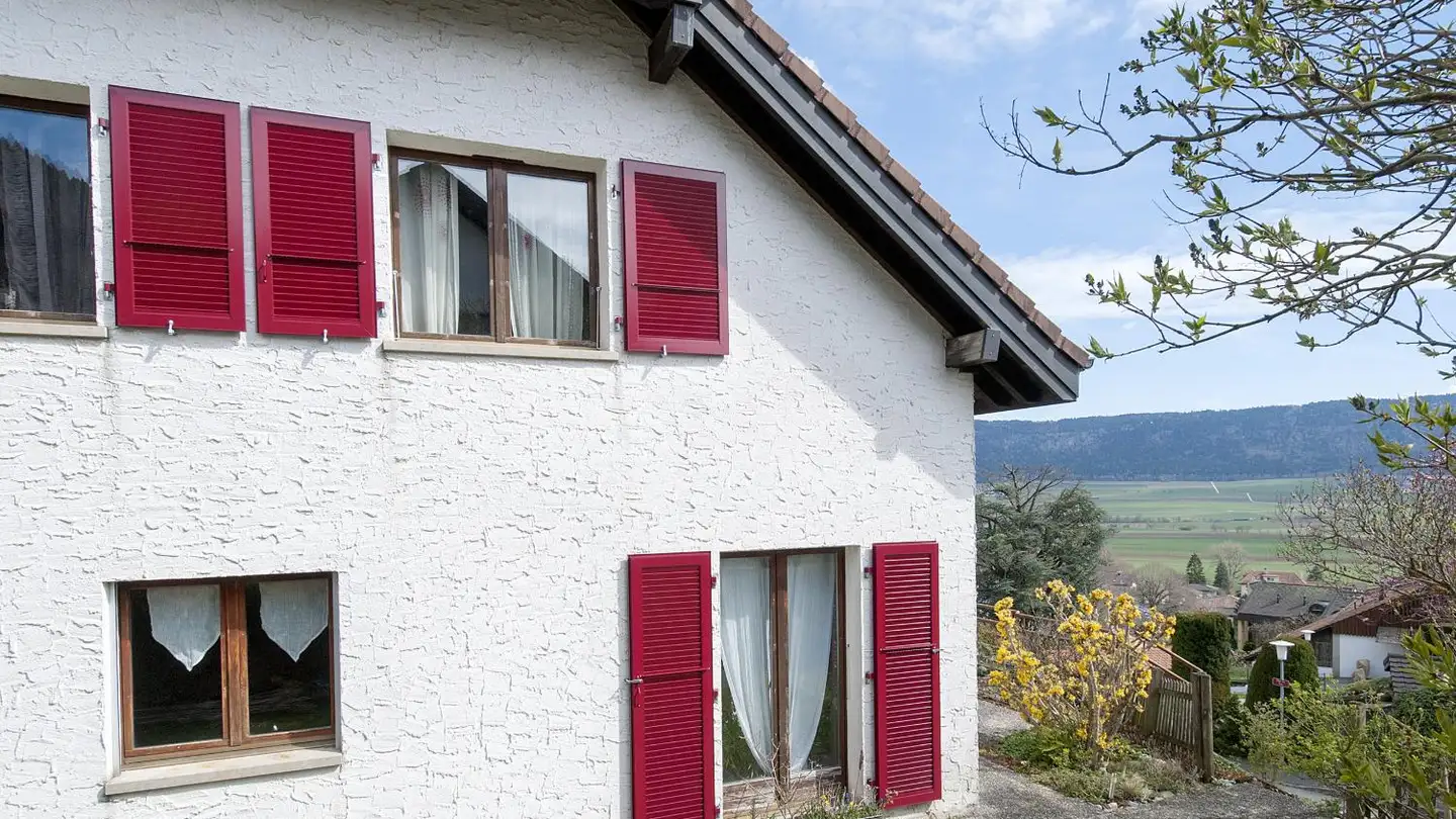 Casa bifamiliare in vendita - Rue Du Seu 12a, 2054 Chézard-St-Martin